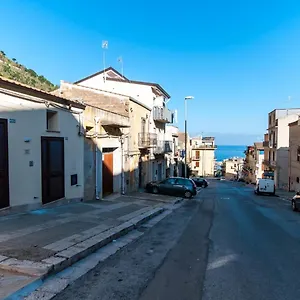 White Casa vacanze Castellammare del Golfo